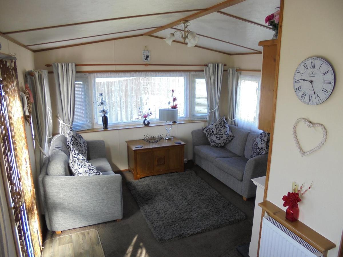 6 Berth Central Heated On The Chase Ingoldmells Exterior photo