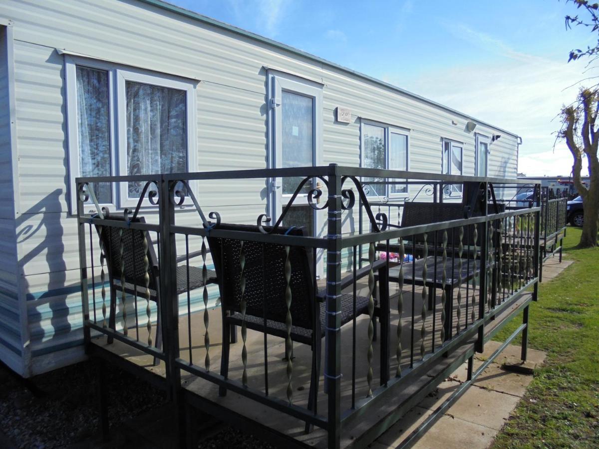 6 Berth Central Heated On The Chase Ingoldmells Exterior photo
